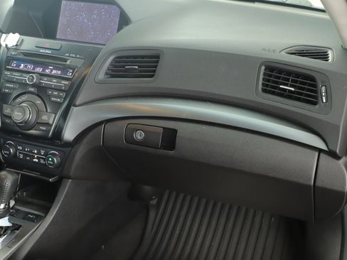 Used 2014 Acura ILX w/ Technology Package image 17