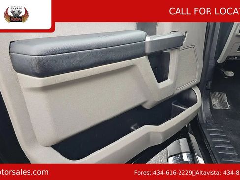 Used 2020 Ford F350 XLT w/ XLT Premium Package image 12