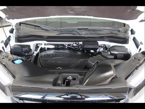 Certified 2023 Honda Ridgeline Black Edition image 32