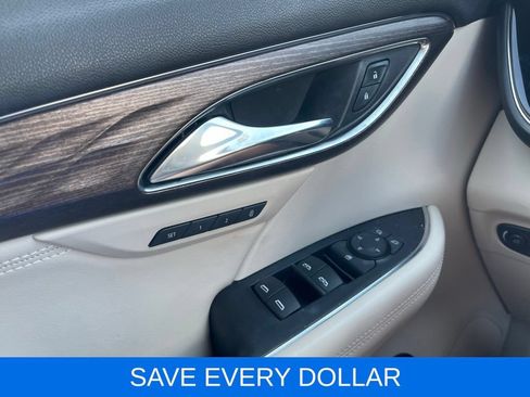 Used 2023 Buick Envision Avenir FWD image 17