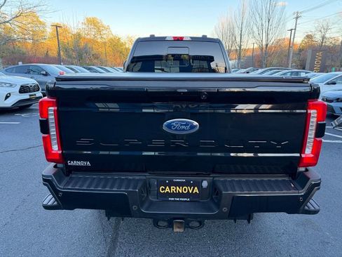 Used 2023 Ford F250 Lariat w/ FX4 Off-Road Package image 7