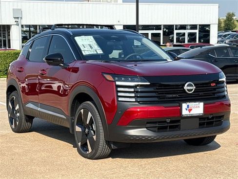 New 2026 Nissan Kicks SR image 2