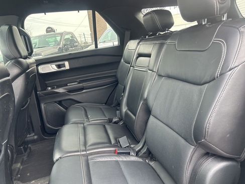 Used 2020 Ford Explorer ST w/ Premium Technology Package image 10