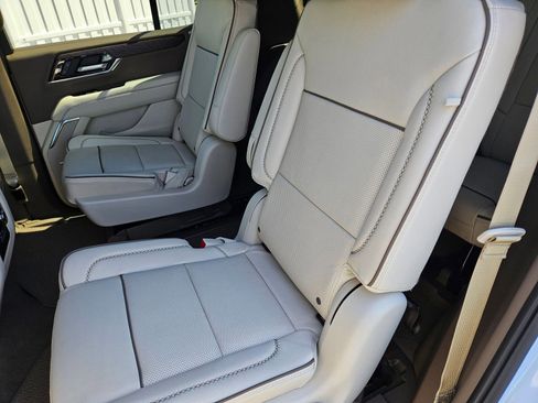 New 2026 GMC Yukon Denali AWD/4WD image 27
