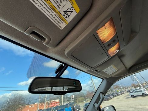 Used 2015 Nissan Frontier SV w/ SV Value Truck Package image 25