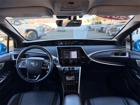 Used 2018 Toyota Mirai image 17