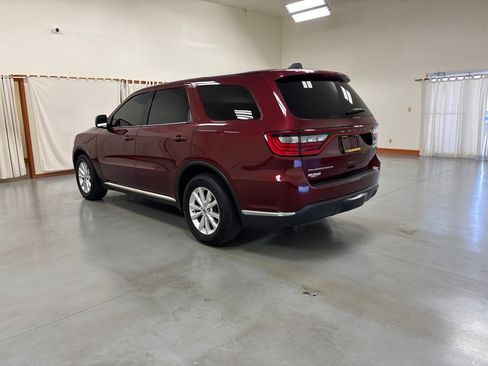 Used 2019 Dodge Durango SXT w/ 3rd Row Seating Group RWD image 6