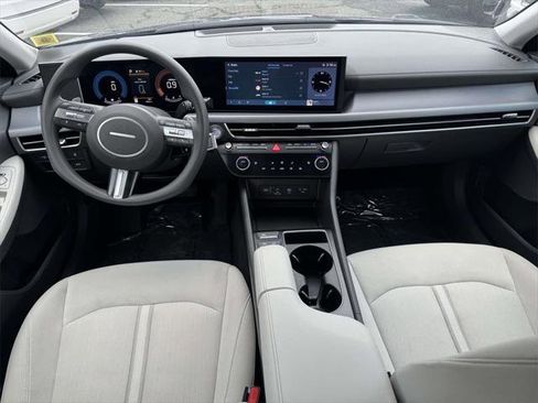Certified 2025 Hyundai Sonata SEL image 12