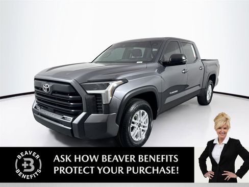 Used 2023 Toyota Tundra SR5 w/ SR5 Premium Package RWD image 1