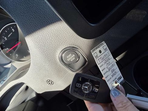 Used 2026 Mercedes-Benz Sprinter 2500 image 15