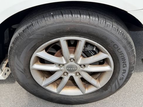 Used 2013 Dodge Grand Caravan SXT w/ UConnect Hands-Free Group FWD image 24