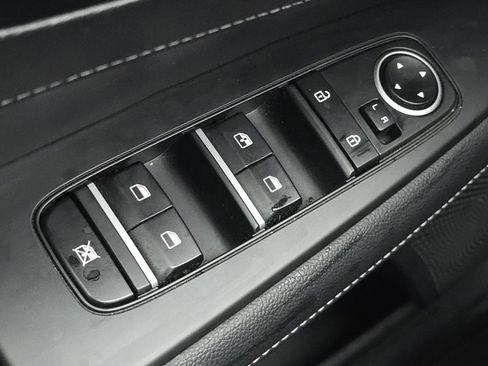 Used 2024 Kia Forte GT-Line w/ GT-Line Premium Package image 13