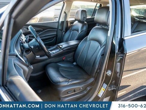 Used 2019 Buick Envision Essence image 4