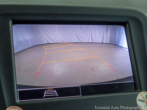 Used 2024 Chevrolet Equinox LT AWD/4WD image 14
