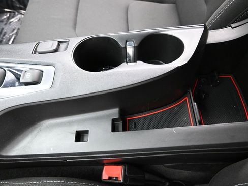 Used 2020 Chevrolet Camaro LT image 37