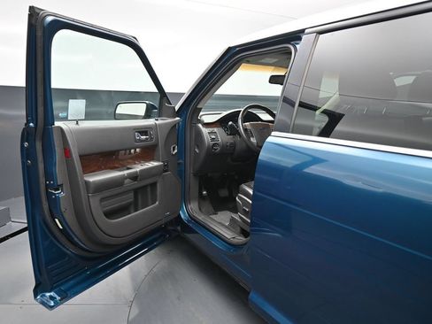 Used 2011 Ford Flex SEL FWD image 8