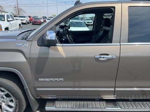 Used 2014 GMC Sierra 1500 SLT w/ SLT Crew Cab Value Package image 14