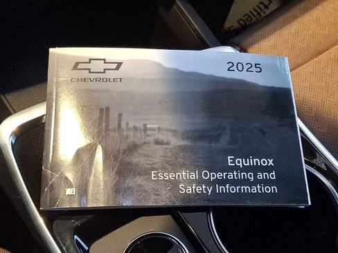 Certified 2025 Chevrolet Equinox ACTIV w/ Safety and Technology Package image 24