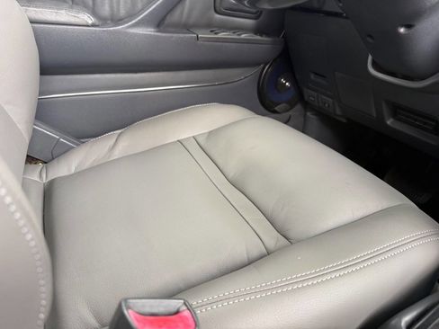 Used 1996 Toyota Land Cruiser image 48