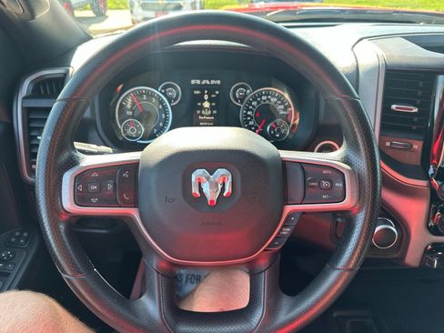 Used 2024 RAM 2500 Tradesman w/ Chrome Appearance Group AWD/4WD image 12