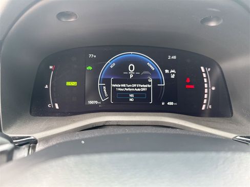 Used 2025 Toyota Camry SE image 21