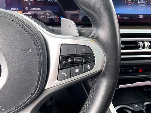 Used 2023 BMW 330i Sedan w/ M Sport Package RWD image 19