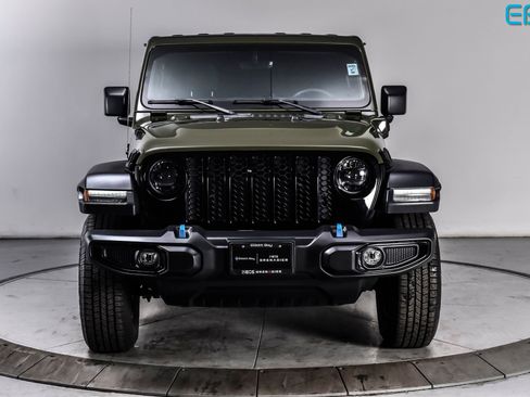 Used 2023 Jeep Wrangler Unlimited w/ 8.4" Radio Group AWD/4WD image 10