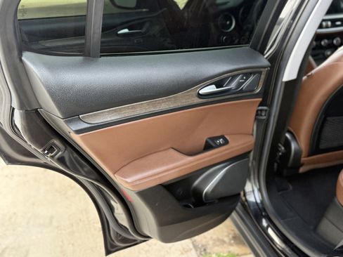 Used 2018 Alfa Romeo Stelvio Ti image 20