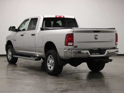Used 2018 RAM 2500 Tradesman w/ Chrome Appearance Group AWD/4WD image 6