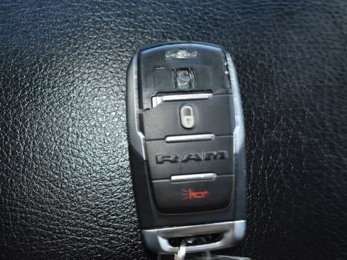 Used 2020 RAM 1500 Big Horn AWD/4WD image 28