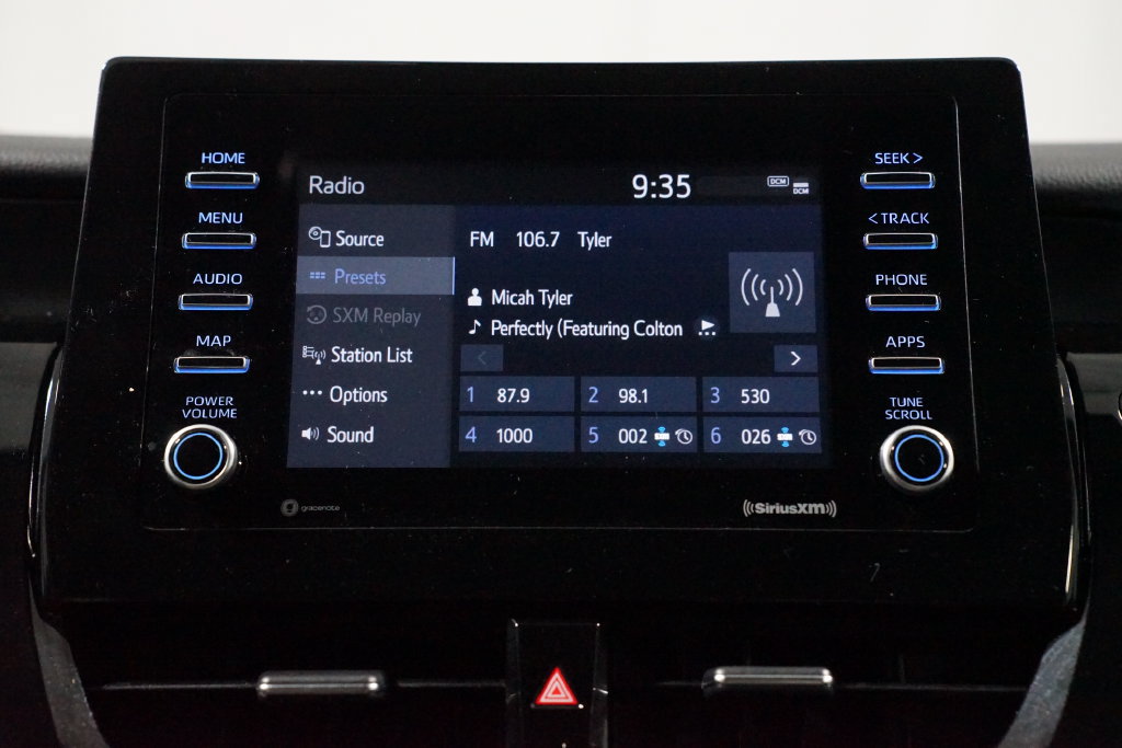 Used 2021 Toyota Camry LE FWD image 17
