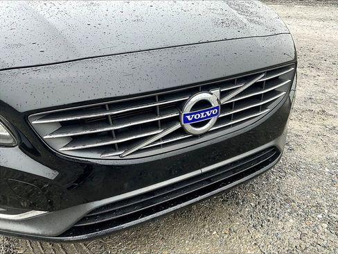 Used 2015 Volvo S60 T5 Premier image 26
