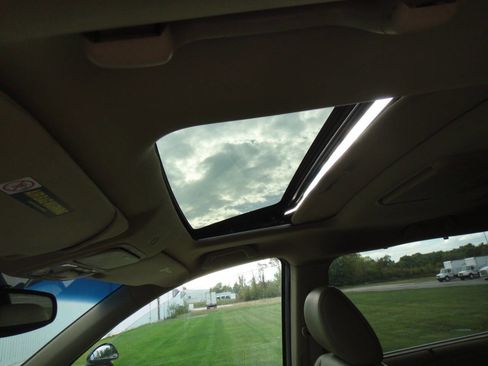 Used 2010 Honda Odyssey Touring image 31