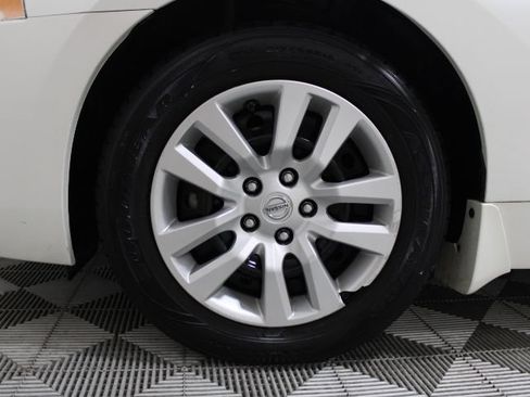 Used 2014 Nissan Altima 2.5 S FWD image 43
