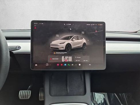 Used 2023 Tesla Model Y Performance AWD/4WD image 14