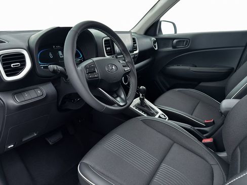 New 2026 Hyundai Venue SEL FWD image 15
