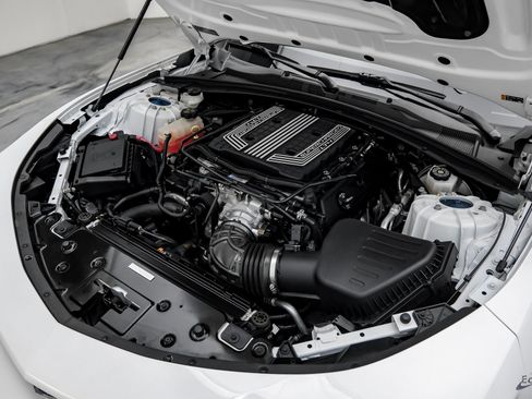 Used 2022 Chevrolet Camaro ZL1 image 82