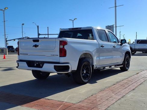 Used 2023 Chevrolet Silverado 1500 Custom w/ LPO, Dark Essentials Package image 27