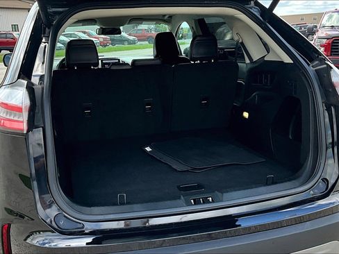 Used 2023 Ford Edge SEL w/ Convenience Package image 19