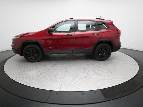 Used 2017 Jeep Cherokee Sport w/ Cold Weather Group image 23
