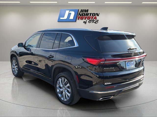 Used 2025 Buick Enclave Preferred FWD image 7