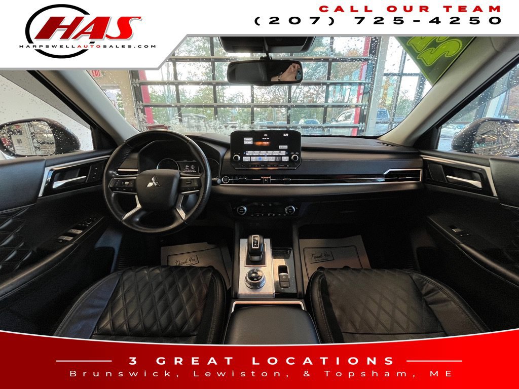 Used 2022 Mitsubishi Outlander SEL AWD/4WD image 14