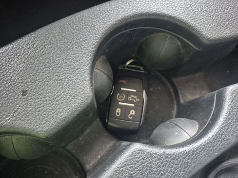 Used 2024 RAM 2500 Laramie image 9