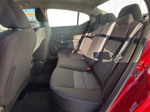 Used 2025 Nissan Sentra SV image 17