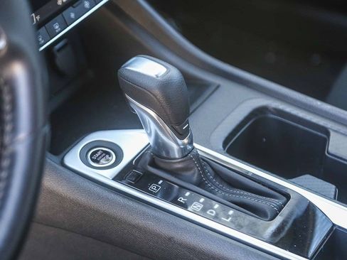 Used 2023 Nissan Sentra SV w/ All-Weather Package FWD image 18