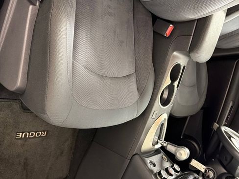 Used 2015 Nissan Rogue S w/ Convenience Package image 20