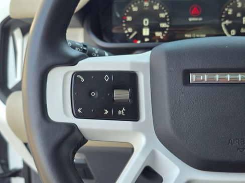 Used 2023 Land Rover Defender 110 S AWD/4WD image 20