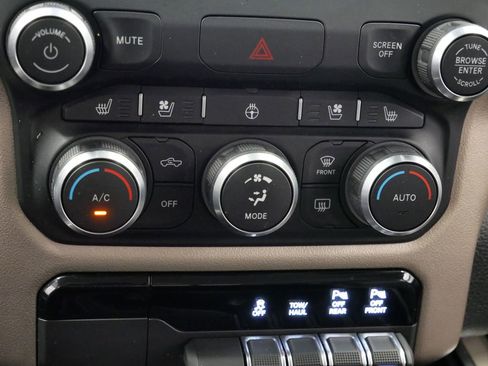 Used 2022 RAM 1500 Laramie image 34