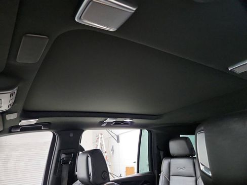 Used 2022 Cadillac Escalade ESV Sport w/ Touring Package AWD/4WD image 15