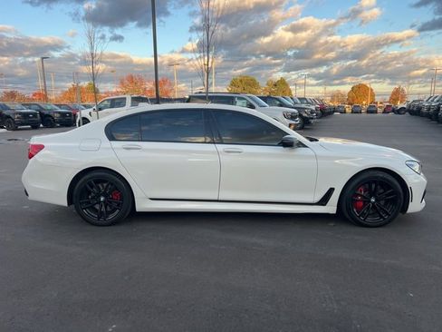 Used 2018 BMW 750i xDrive image 4